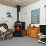 Hébergement de vacances 6 Person In *